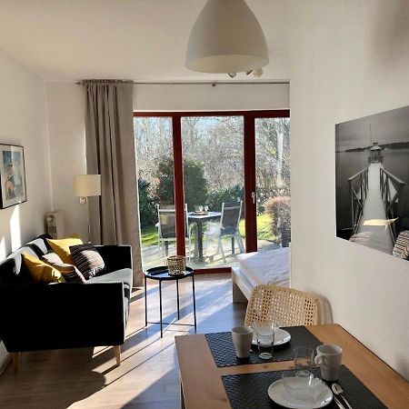 Ferienwohnung-Klaus-Stoertebeker-Mit-Sonnenterrasse-Garten-Zwischen-Strand-Wald-Und-Wiese Gustow  外观 照片