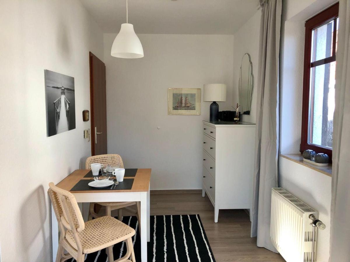 Ferienwohnung-Klaus-Stoertebeker-Mit-Sonnenterrasse-Garten-Zwischen-Strand-Wald-Und-Wiese Gustow  外观 照片