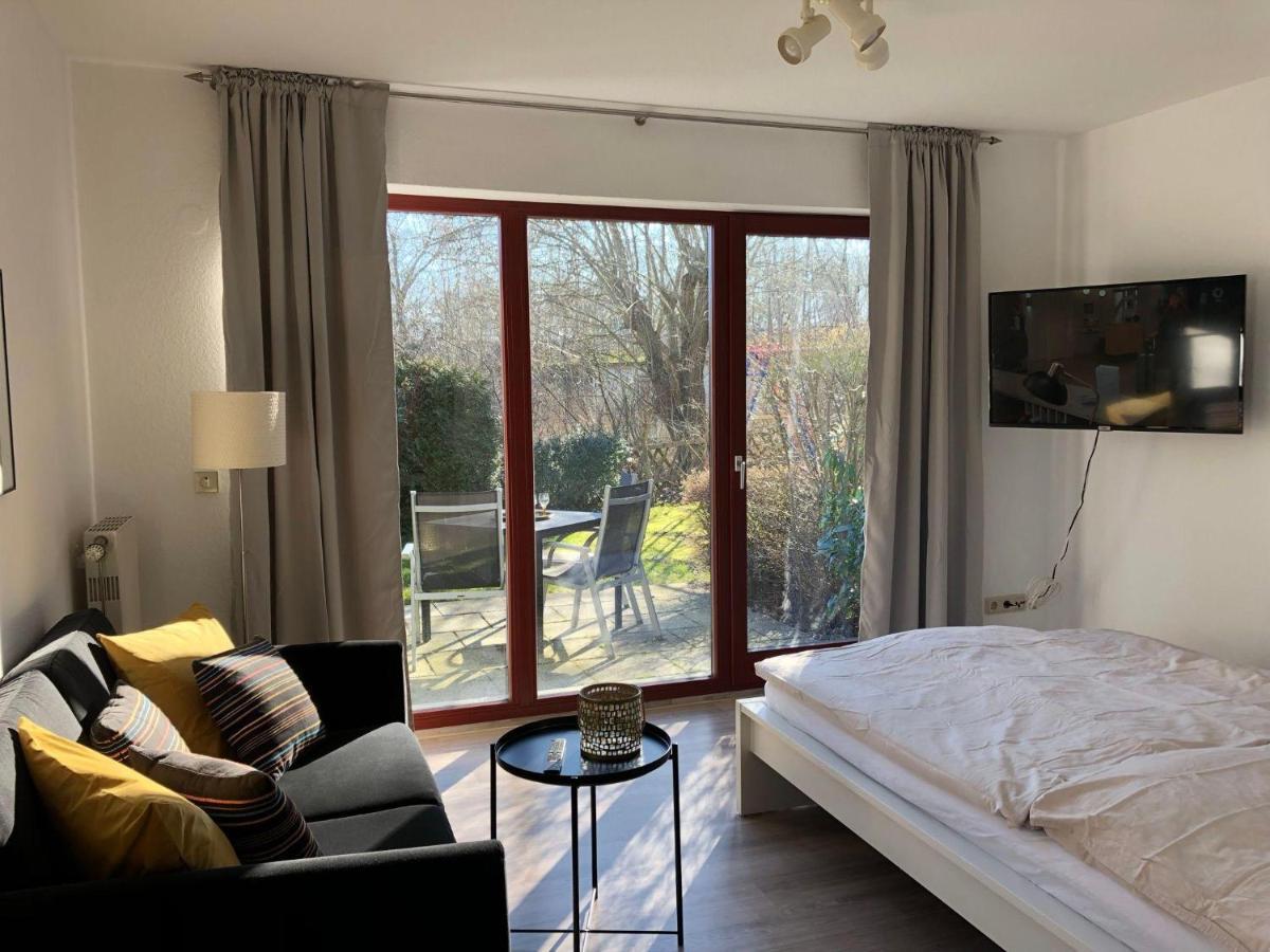 Ferienwohnung-Klaus-Stoertebeker-Mit-Sonnenterrasse-Garten-Zwischen-Strand-Wald-Und-Wiese Gustow  外观 照片